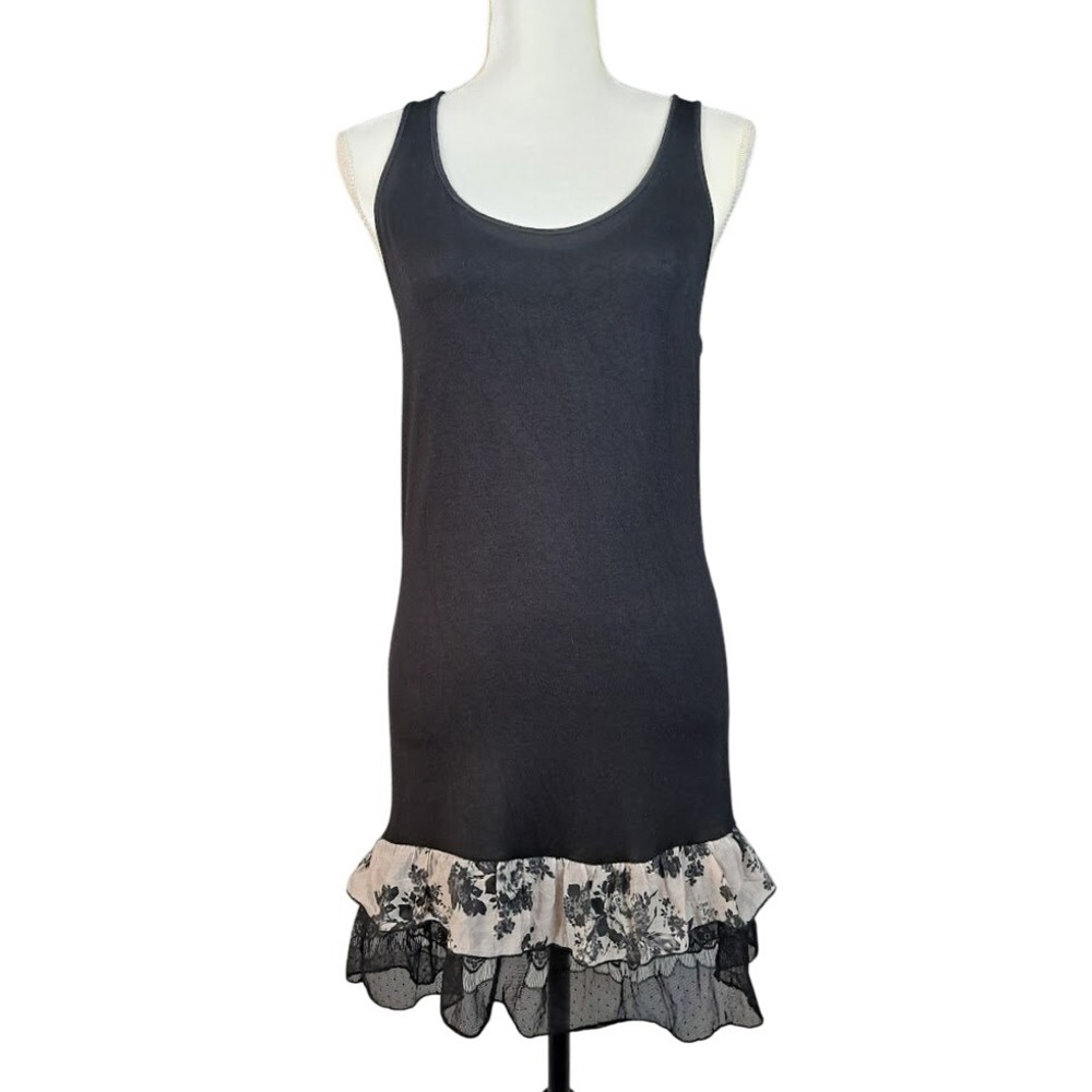 Vintage Y2K RENEE C‎ Black Sleeveless Slip Dress Racerback Ruffle Hem Silky M